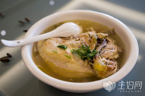 清炖鸡怎么做 清炖鸡怎么做
