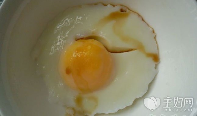 水煮荷包蛋的做法 水煮荷包蛋的做法