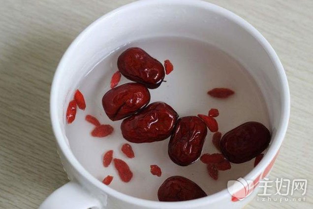 吃红枣有什么好处 吃红枣有什么好处